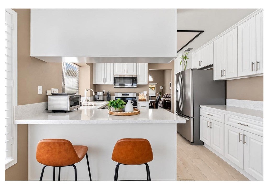 15085 Primrose Court