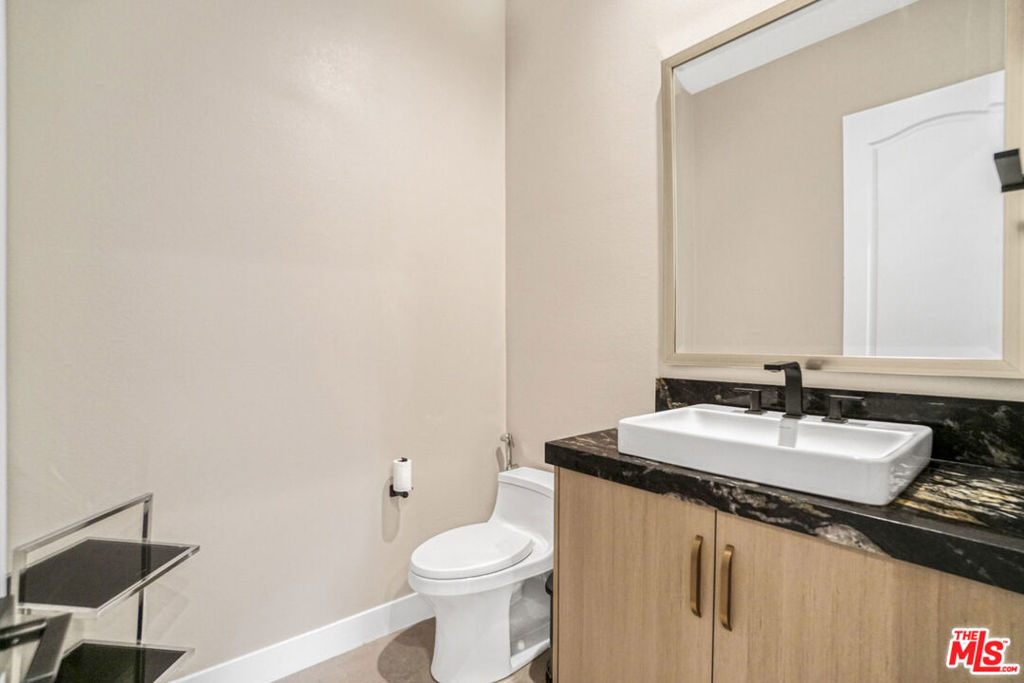 Properties 4 11848 N Hillsborough Lane