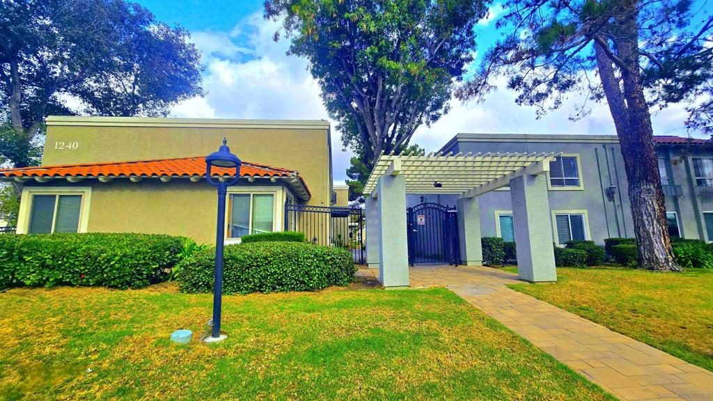1240 North Broadway 5