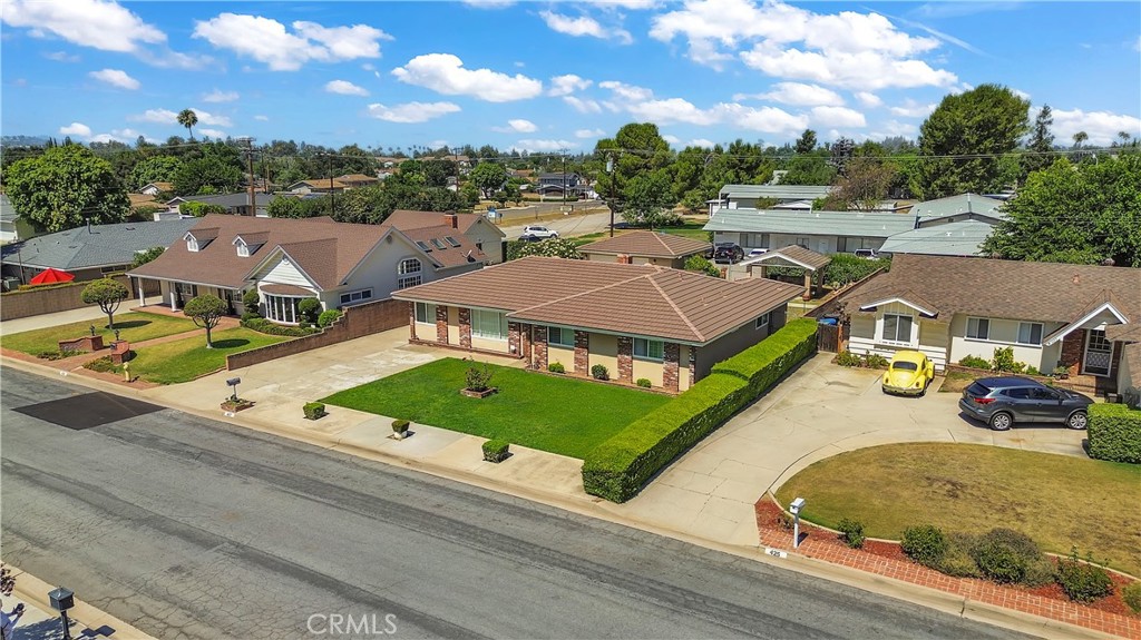 417 Fernshaw Drive