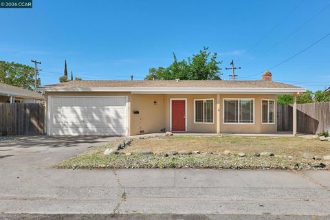 Photo of 7107 Paladin Way Way, Rio Linda, CA 95673 (MLS # 41129026)