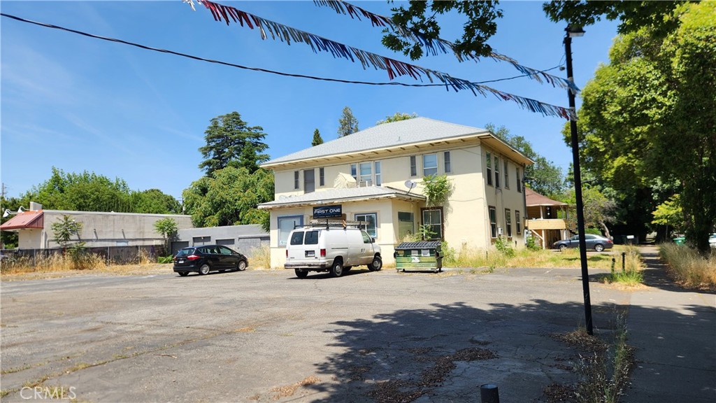 Prime Park Ave. commercial, with great visibility, high traffic counts, and close to downtown.
The property includes the parking lot, garage/workshop at the rear of the lot, and a 1st floor office in the main building. With RMU zoning the subject property is Ideal for car sales, but could accommodate a variety of other uses as well.
