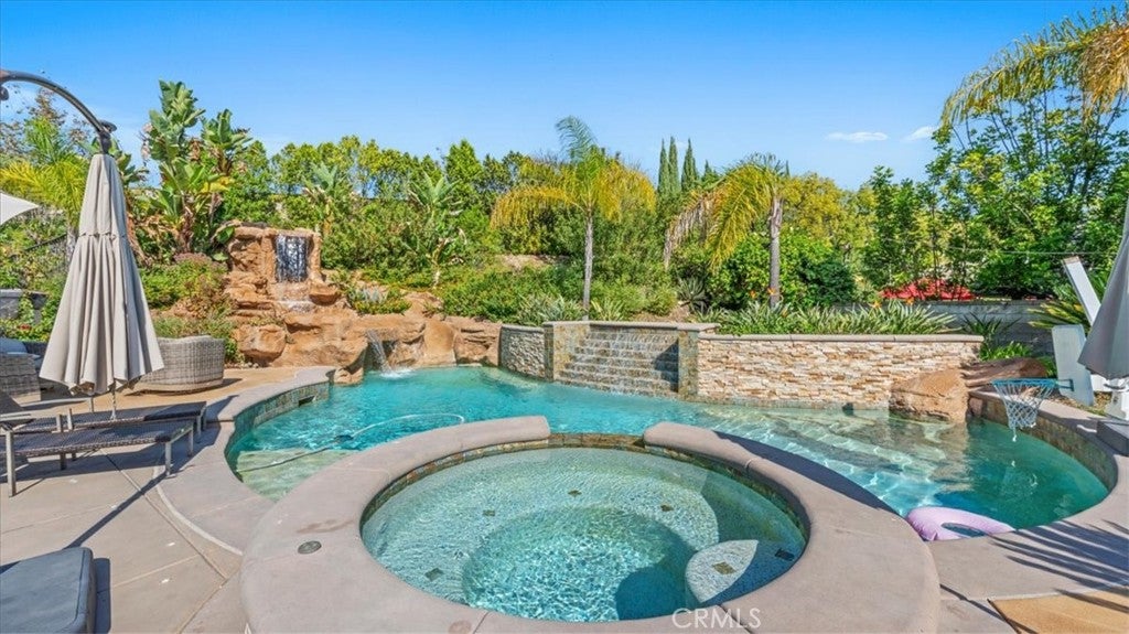 3124 Gardenia Lane