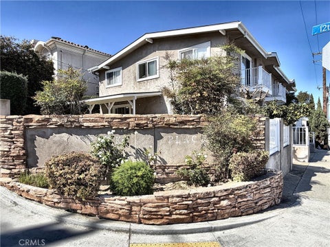 Photo of 1467 12th Street, Manhattan Beach, CA 90266 (MLS # PV26222494)