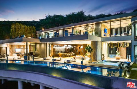 9330 Flicker Way Los Angeles CA 90069