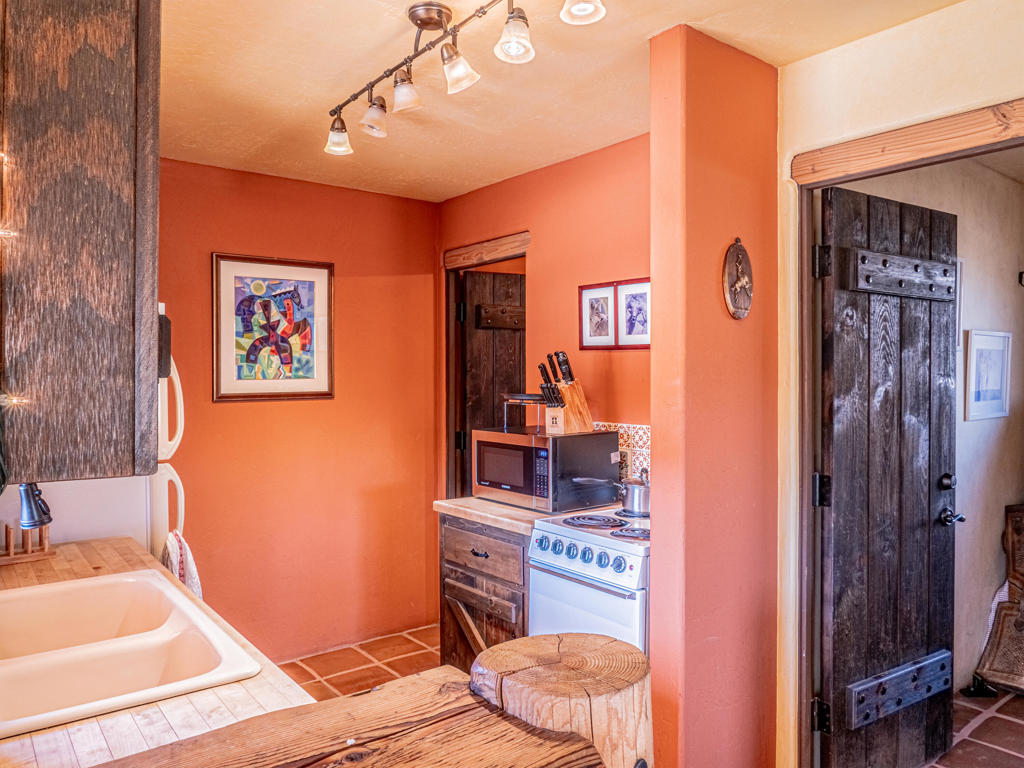 Chapman Ranchos Inc - Residential