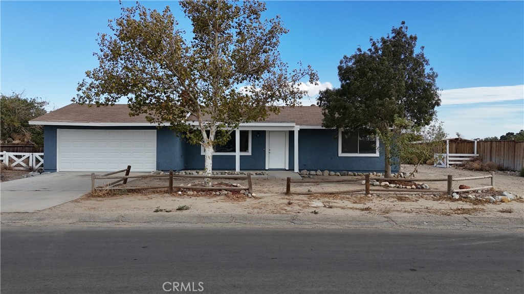 Beautifully remodeled Lancaster home on nearly 1 acre! This 2 bed, 2 bath home offers 888 sqft of living space and features new flooring, fresh interior & exterior paint, updated kitchen with new cabinets and countertops, and a new screen door. Sitting on a .9-acre lot, there’s plenty of space for RV parking, work trucks, storage, or building an ADU. Enjoy peaceful desert views with easy access to local shops, schools, and the 14 freeway. Move-in ready and perfect for first-time buyers or investors!