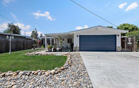 Photo of 1181 Blazingwood Drive, Sunnyvale, CA 94089 (MLS # ML82046667)