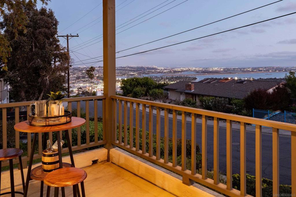 5145 San Aquario Dr
