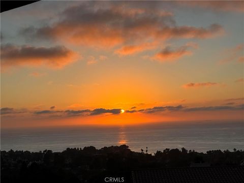 2560 Via Sanchez Palos Verdes Estates CA 90274