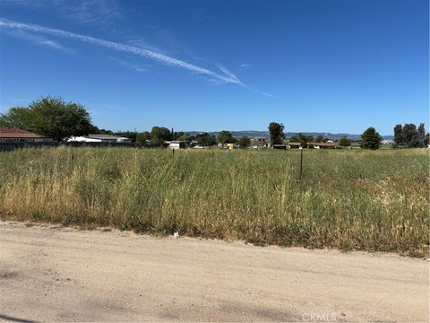 Tiny photo for 5195 Whispering Oak Way, Paso Robles, CA 93446 (MLS # NS26073784)