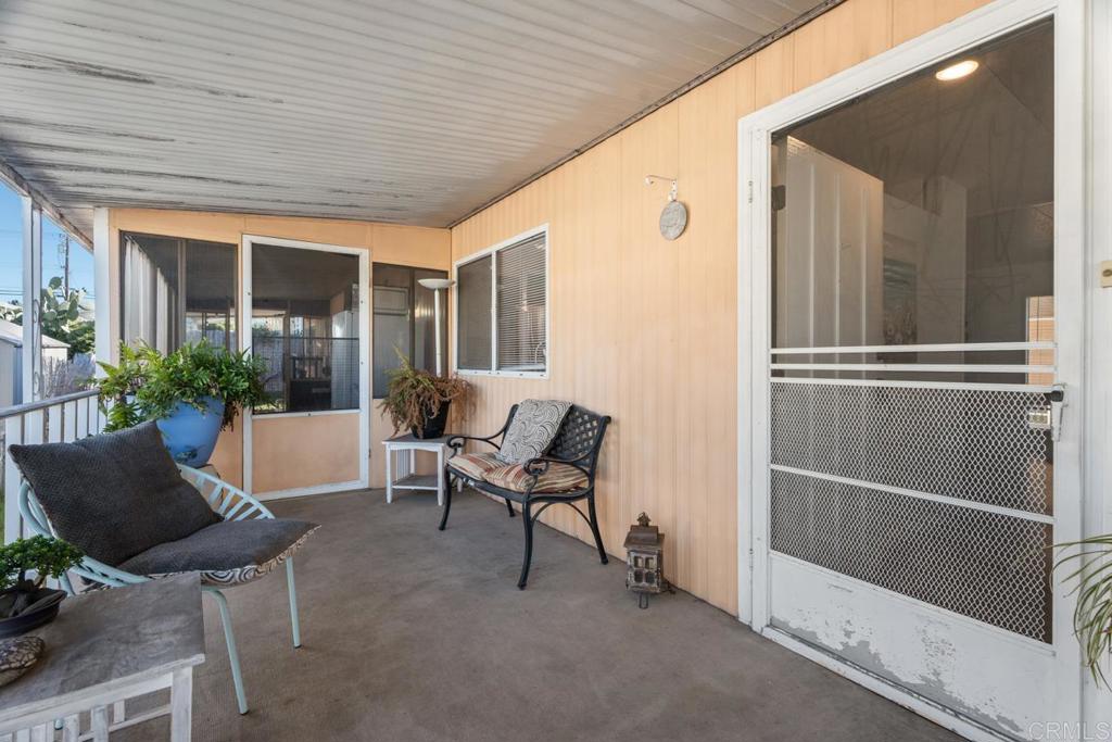 450 E. Bradley Avenue 80