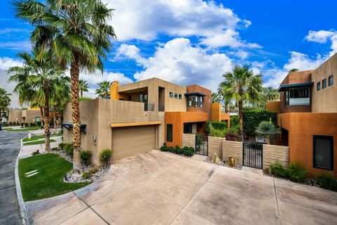 Photo of 942 Alejo Vista, Palm Springs, CA 92262 (MLS # 219145709DA)