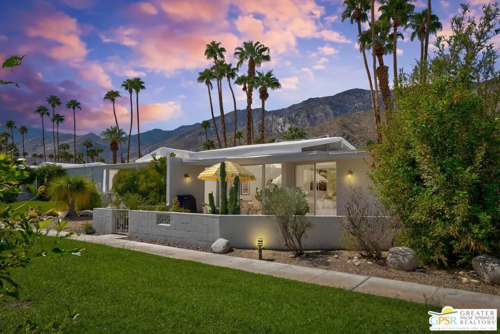 Palm Springs, California 92264, United States, 2 Bedrooms Bedrooms, ,2 BathroomsBathrooms,Residential,Pending,218337