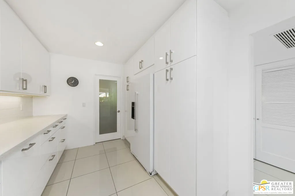 Palm Springs, California 92264, United States, 2 Bedrooms Bedrooms, ,2 BathroomsBathrooms,Residential,Pending,218337