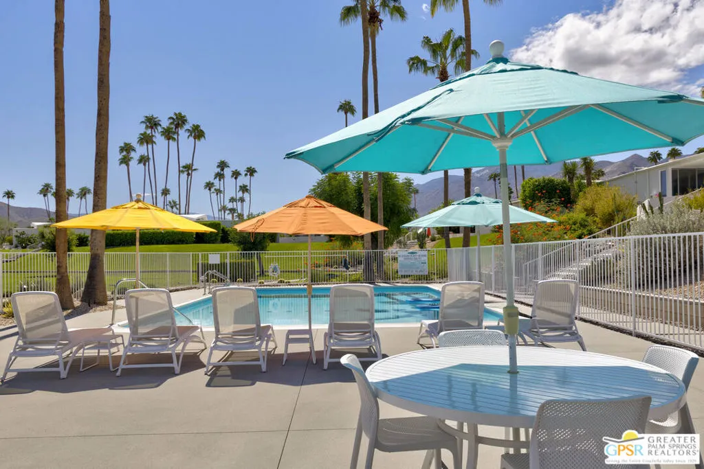 Palm Springs, California 92264, United States, 2 Bedrooms Bedrooms, ,2 BathroomsBathrooms,Residential,Pending,218337