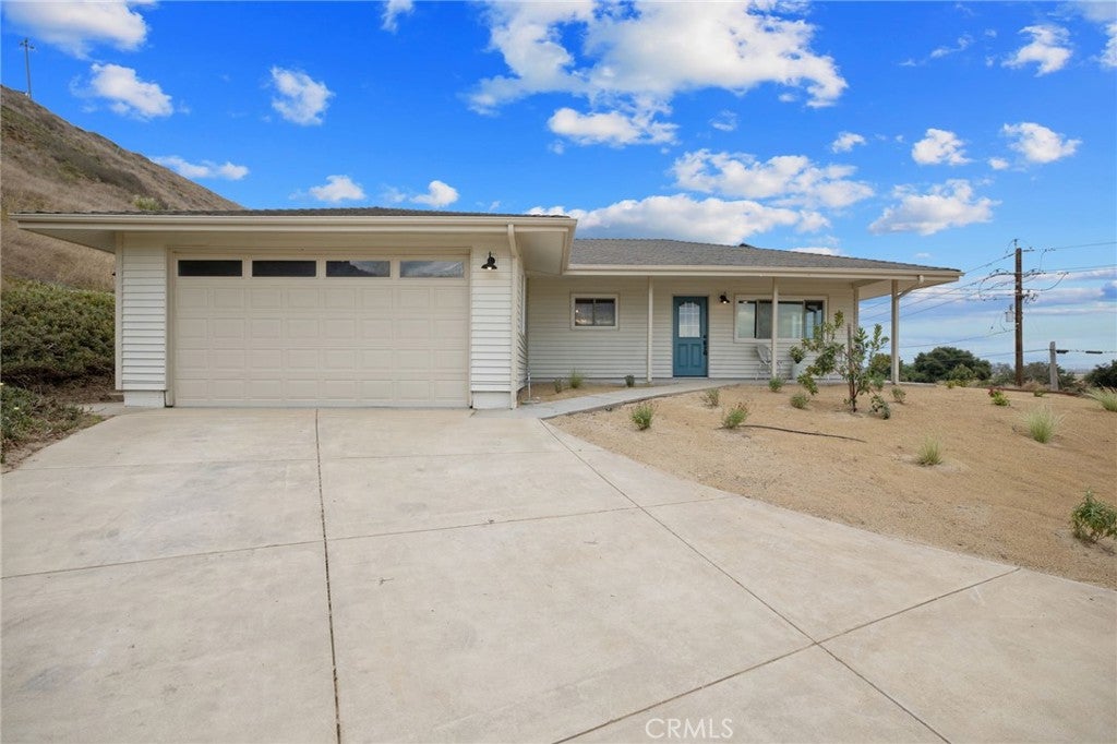 761 Riverside Roas