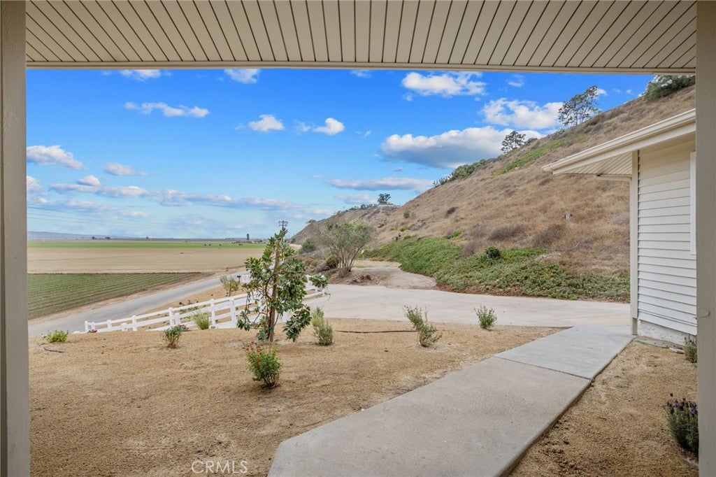 761 Riverside Roas