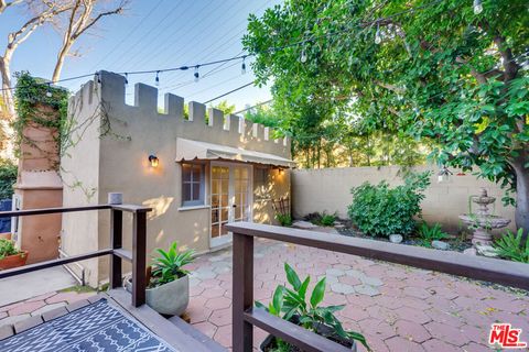 Photo of 8838 Rosewood Avenue, West Hollywood, CA 90048 (MLS # 26633547)