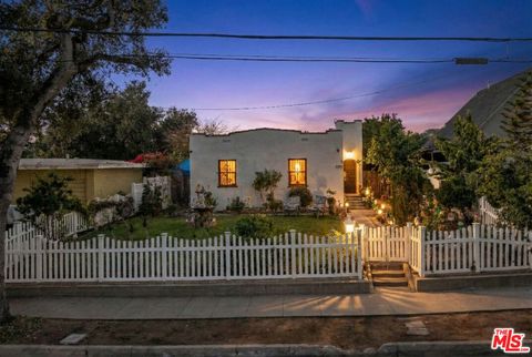 Photo of 1191 Sunset Avenue, Pasadena, CA 91103 (MLS # 26646775)