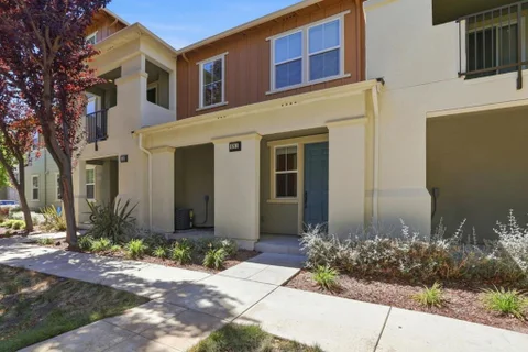 MLS: ML82055697