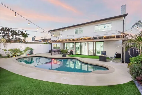 6611 Crista Palma Dr, Huntington Beach, CA 92647 - MLS#: OC25235397