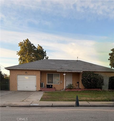 Photo of 17273 Seville Ave, Fontana, CA 92335 (MLS # TR26047726)