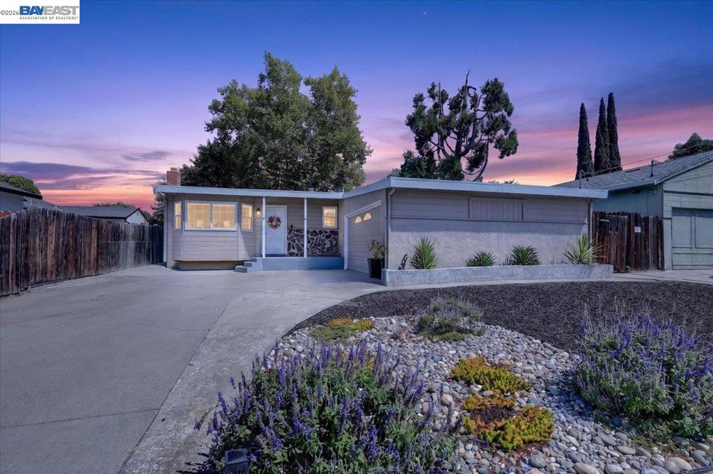 982 Ventura Ave Ave, Livermore CA 94551