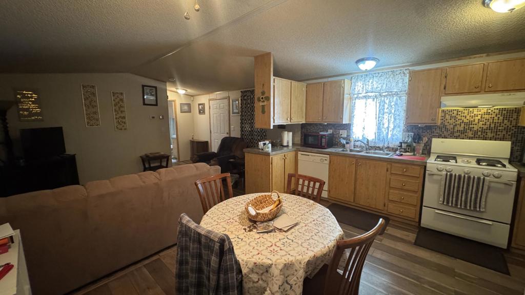 Not Applicable-1 - Manufactured In Park