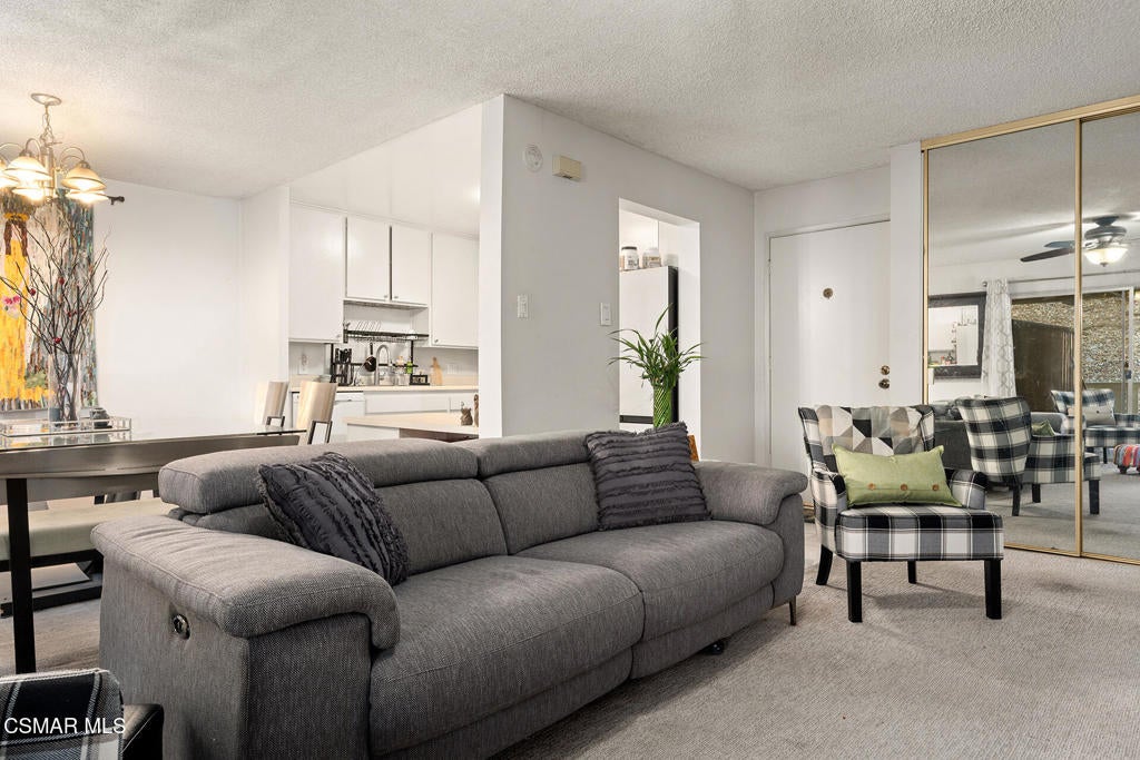 327 Chestnut Hill Court 11