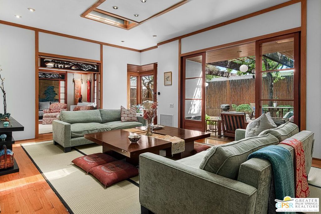 Photo of 465 N Calle Rolph, Palm Springs, CA 92262 (MLS # 26749889PS)