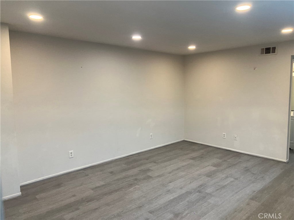 5484 Dobbs Street 130