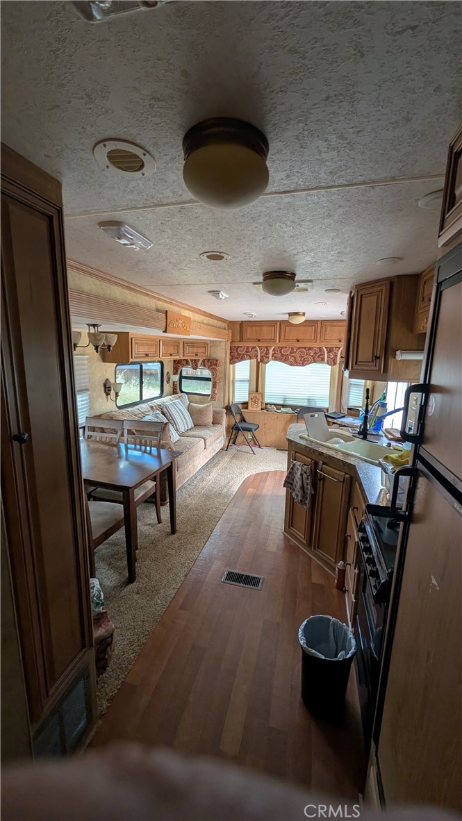 2106 Clamath Court