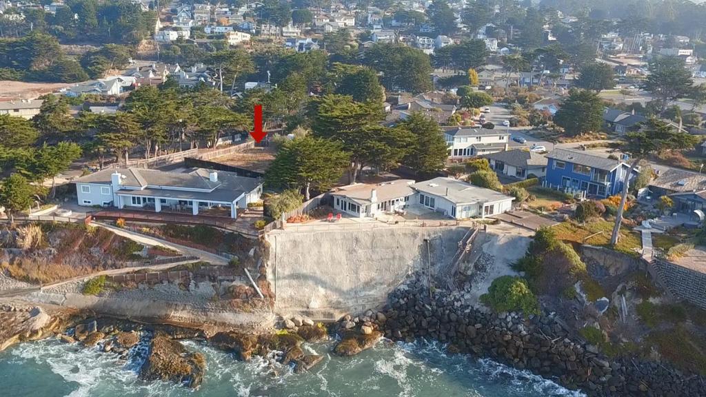 155 Reef Point Road