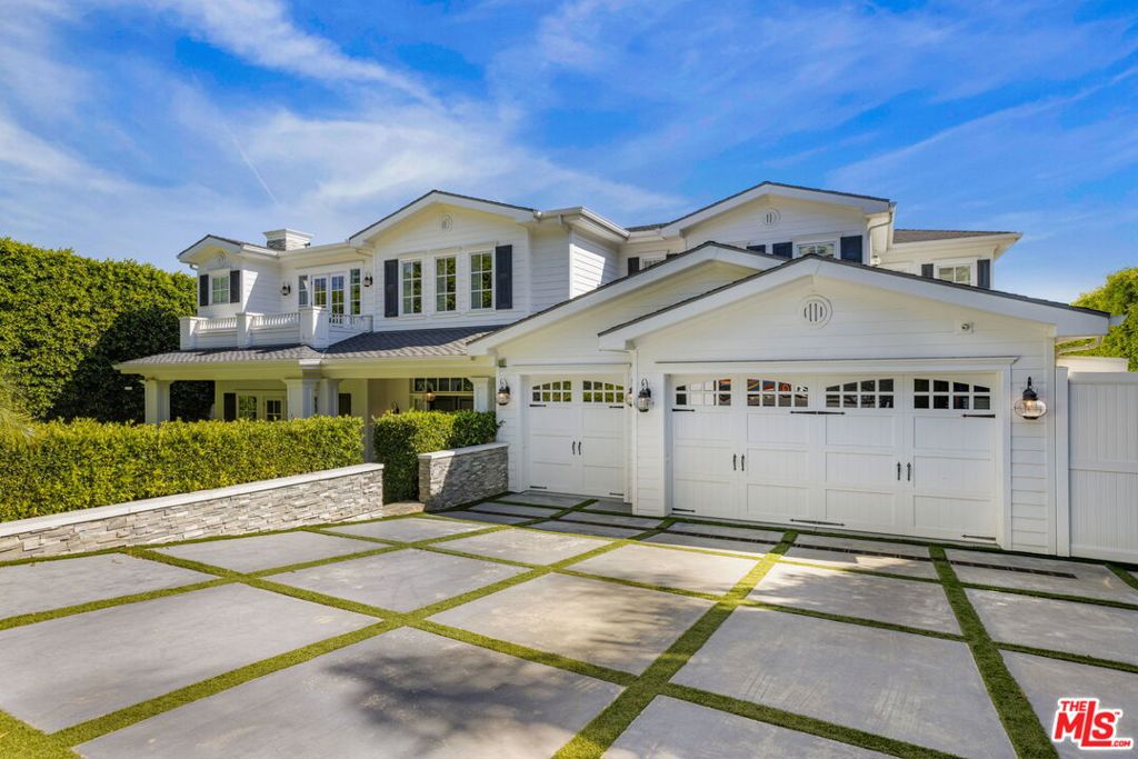 1630 Amalfi Drive