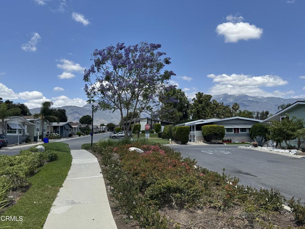 929 E Foothill Boulevard 190