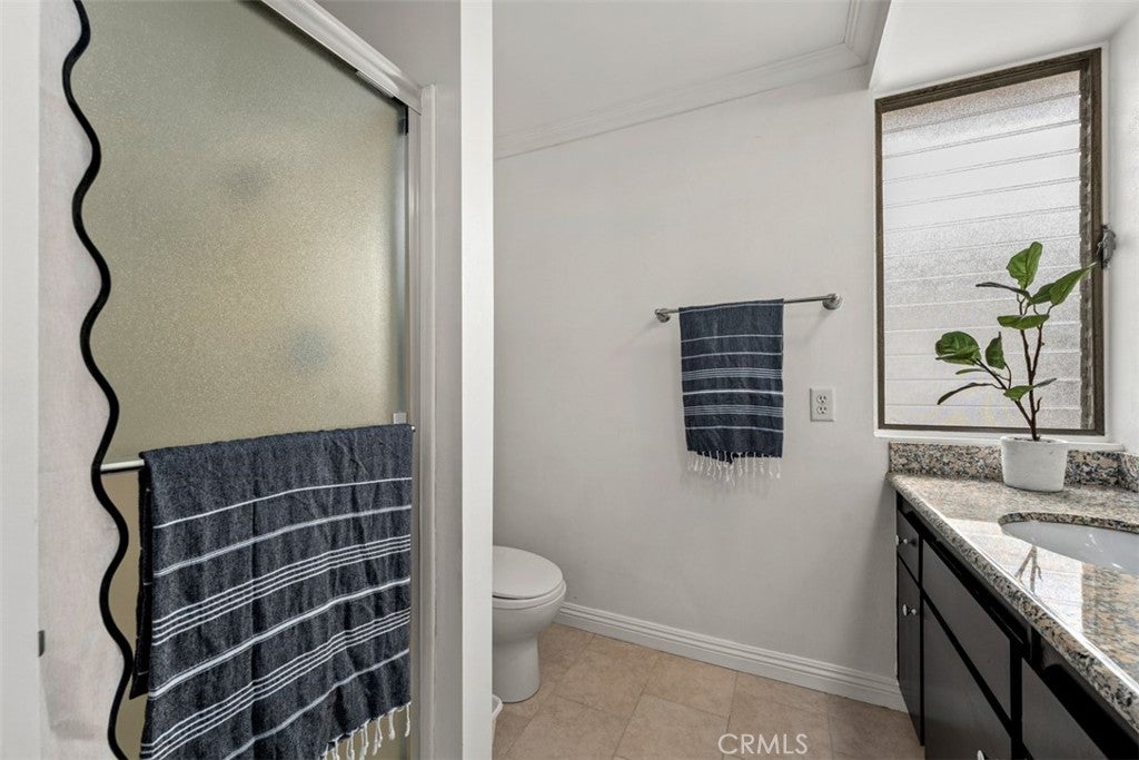Irvine, California, 92603, United States, 4 Bedrooms Bedrooms, ,2 BathroomsBathrooms,Residential,Active,2041689