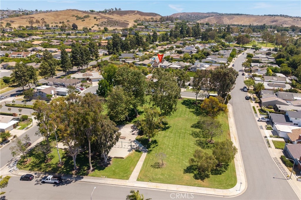 Irvine, California, 92603, United States, 4 Bedrooms Bedrooms, ,2 BathroomsBathrooms,Residential,Active,2041689