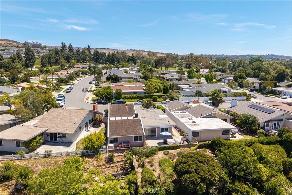 Irvine, California, 92603, United States, 4 Bedrooms Bedrooms, ,2 BathroomsBathrooms,Residential,Active,2041689