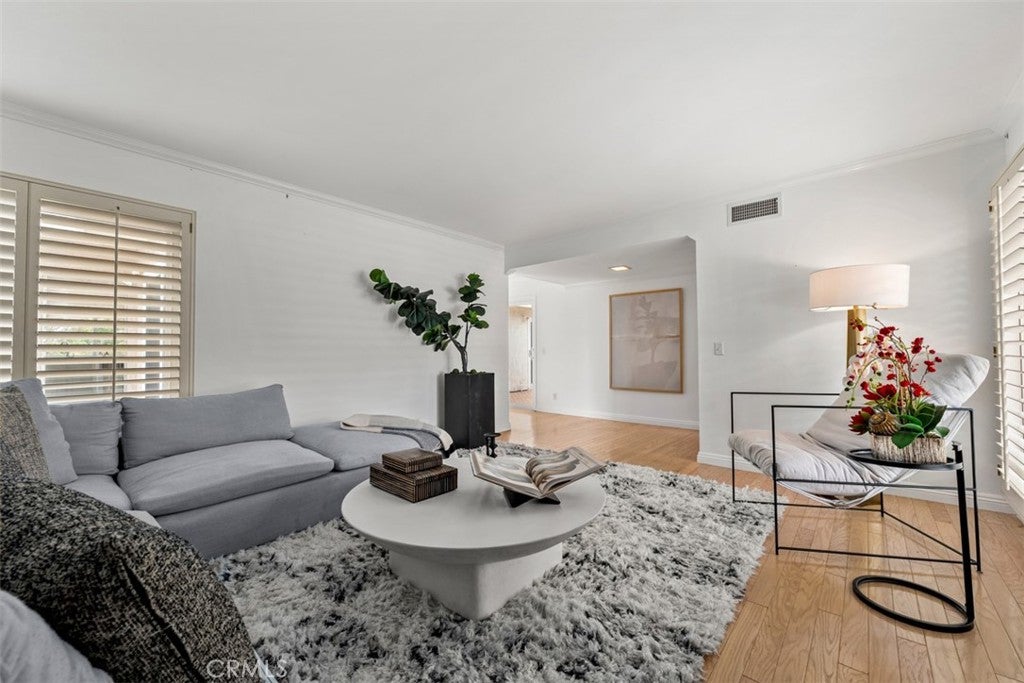 Irvine, California, 92603, United States, 4 Bedrooms Bedrooms, ,2 BathroomsBathrooms,Residential,Active,2041689