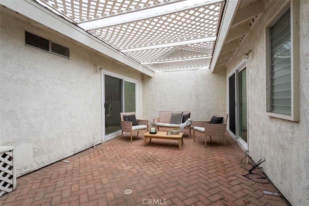Irvine, California, 92603, United States, 4 Bedrooms Bedrooms, ,2 BathroomsBathrooms,Residential,Active,2041689