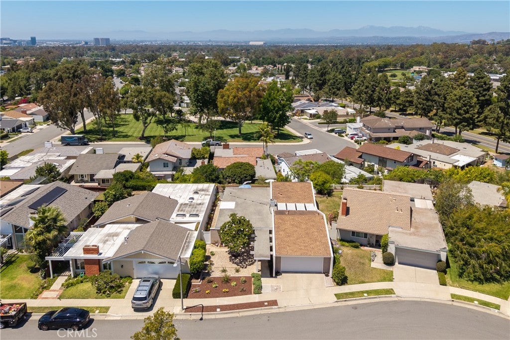 Irvine, California, 92603, United States, 4 Bedrooms Bedrooms, ,2 BathroomsBathrooms,Residential,Active,2041689
