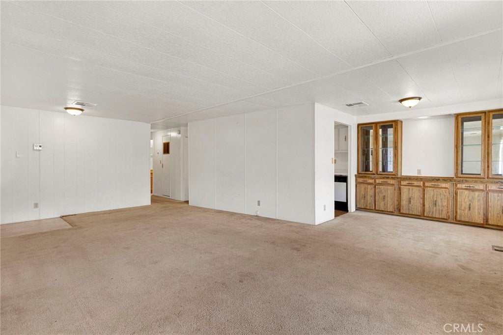 15252 Seneca Road 189