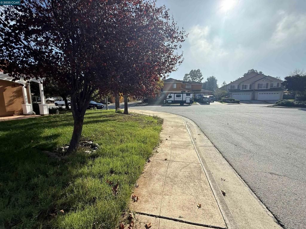 Photo of 165 Christine Lynn Dr Dr, Morgan Hill, CA 95037 (MLS # 41118195)