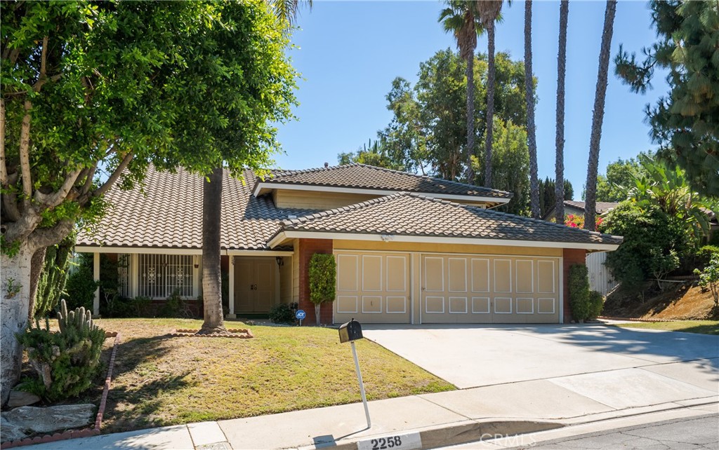 2258 Oldridge Drive