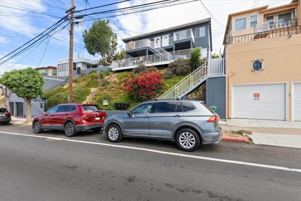 Mission Hills - Residential Income