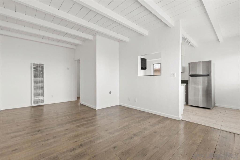 Mission Hills - Residential Income