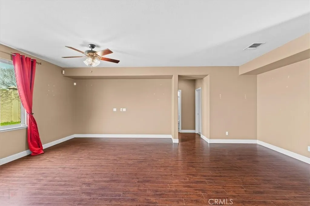 Atwater, California 95301, United States, 6 Bedrooms Bedrooms, ,5 BathroomsBathrooms,Residential,Active,86038