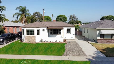 Photo of 620 Bradshawe Ave, Montebello, CA 90022 (MLS # DW25240441)