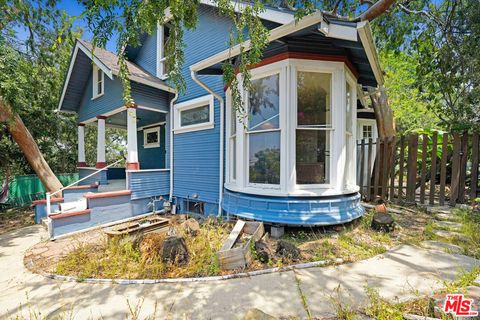 1557 Curran Street Los Angeles CA 90026